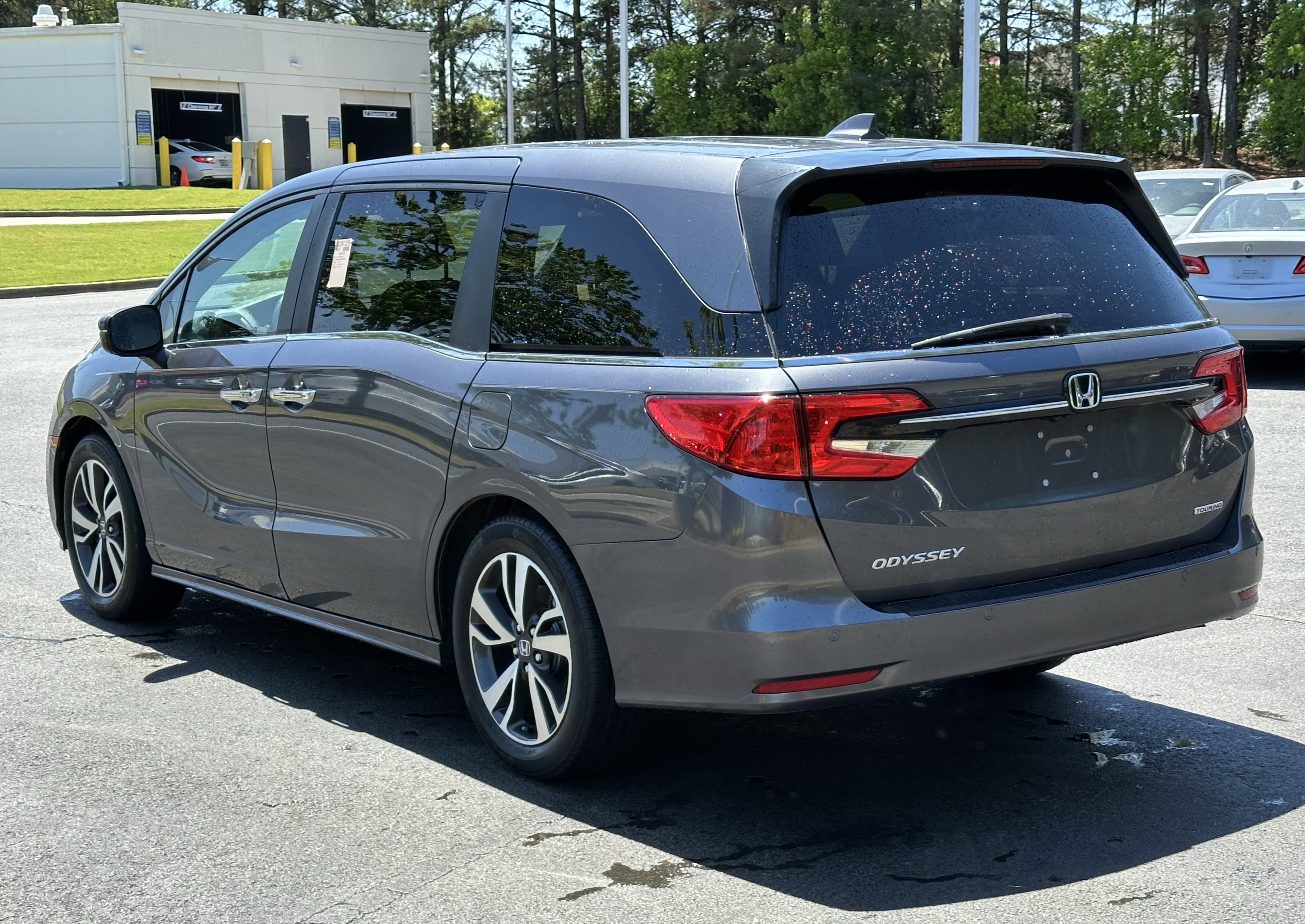 Used 2023 Honda Odyssey Touring image 12