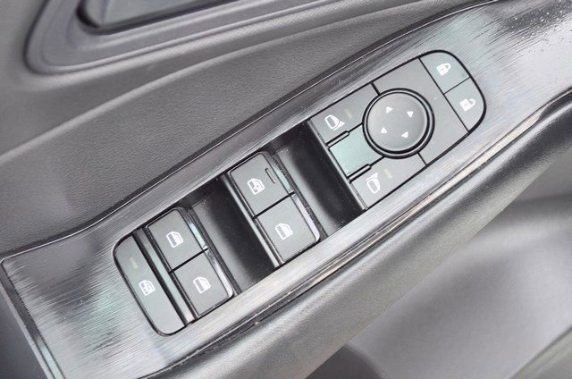 Used 2024 Nissan Rogue S image 16