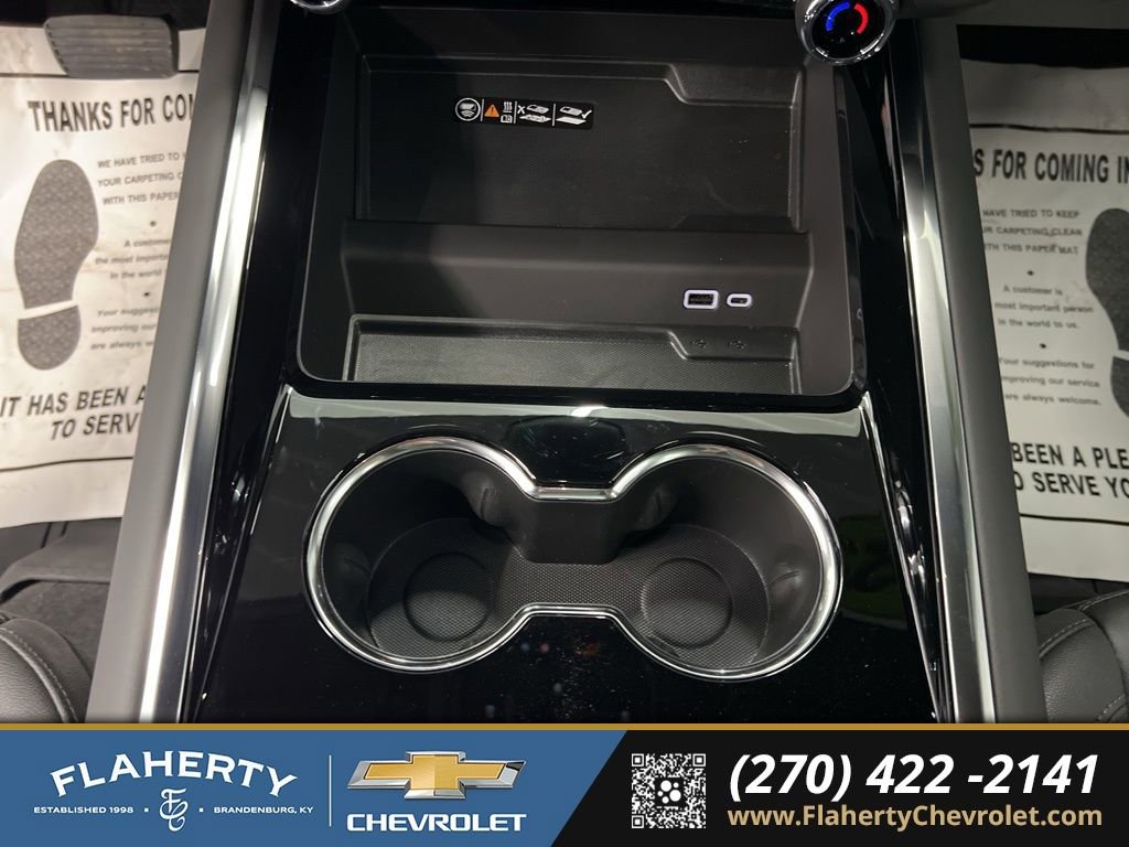 Used 2025 Chevrolet Tahoe Z71 w/ Comfort Package image 31