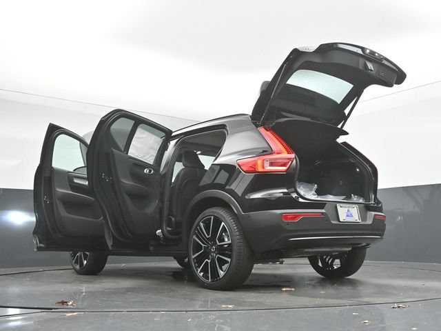 New 2026 Volvo XC40 B5 Ultra w/ Protection Package Premier AWD/4WD image 55