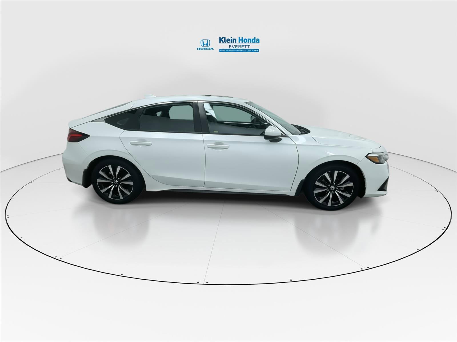 Used 2024 Honda Civic EX-L image 3