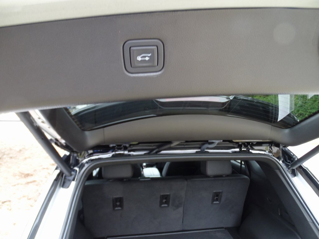 Used 2022 Chevrolet Blazer RS image 10