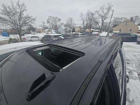 Used 2017 Chevrolet Suburban LT w/ LT Signature Package image 10