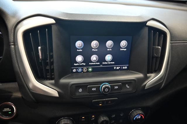 Used 2024 GMC Terrain SLE w/ Driver Convenience Package FWD image 13