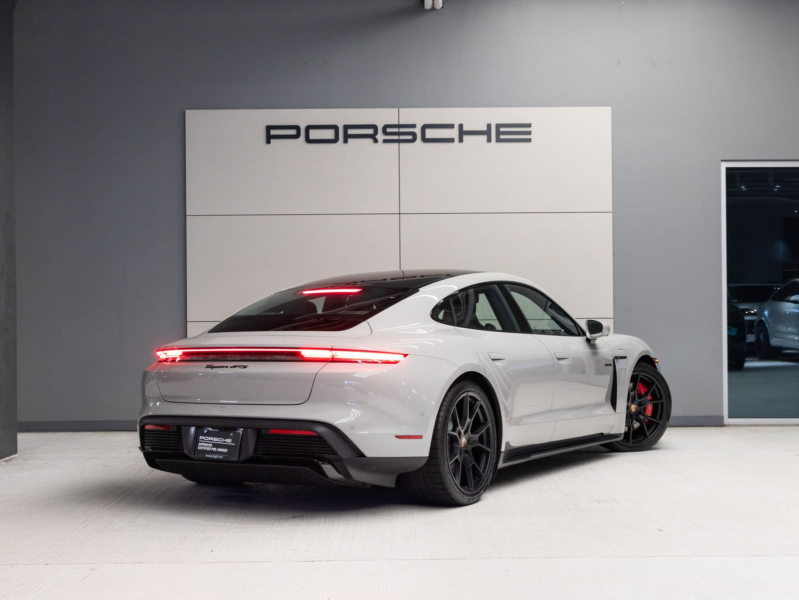 New 2026 Porsche Taycan GTS AWD/4WD image 7