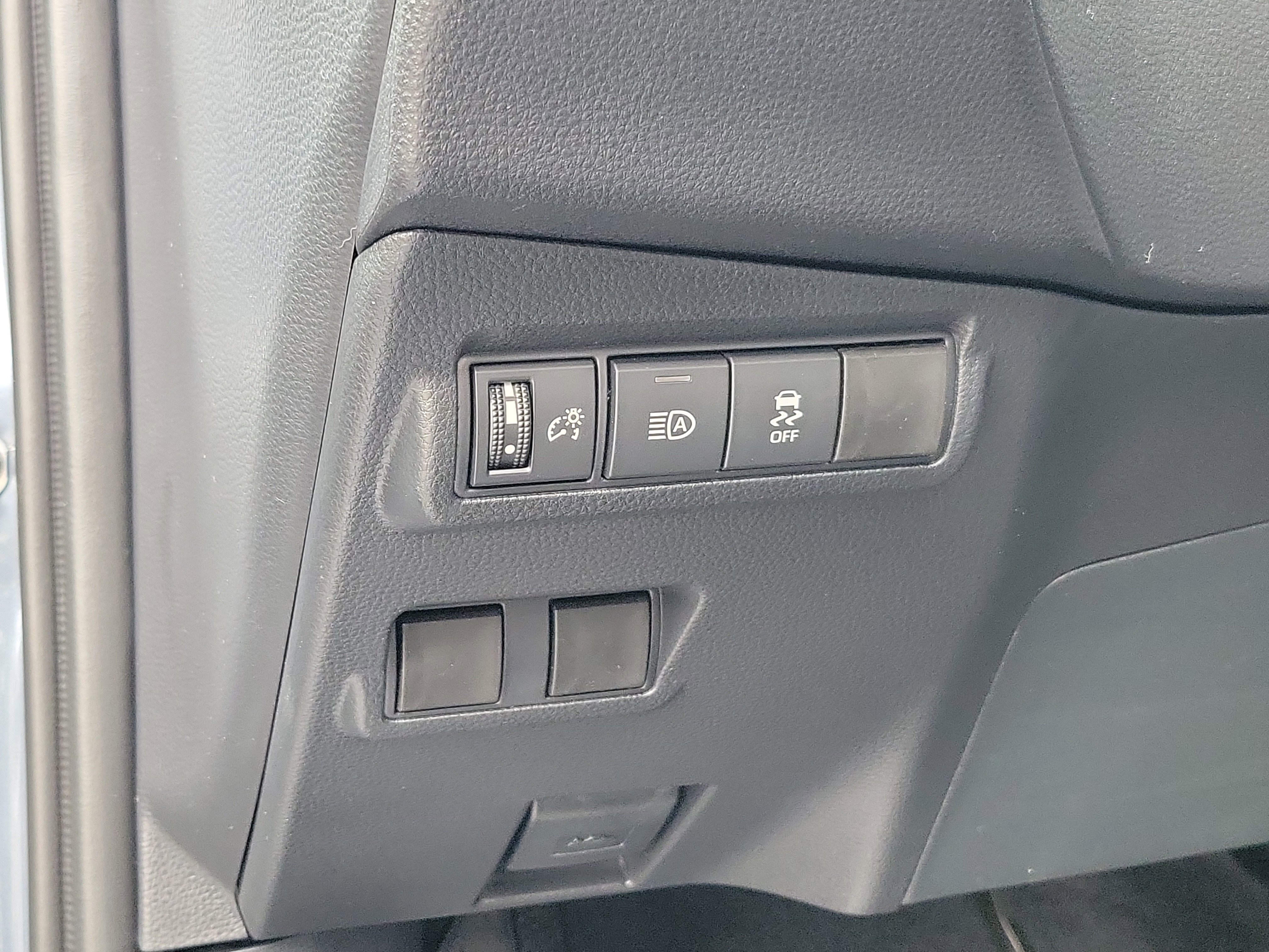 New 2026 Toyota Corolla Cross LE image 17