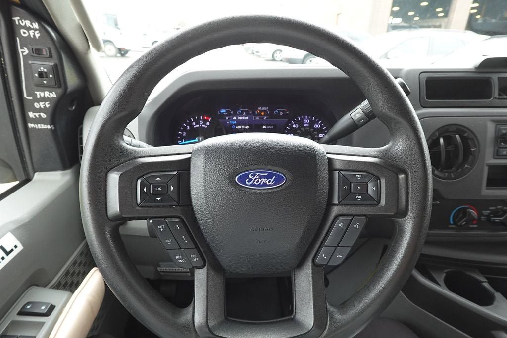 Used 2021 Ford E-450 and Econoline 450 Super Duty RWD image 11