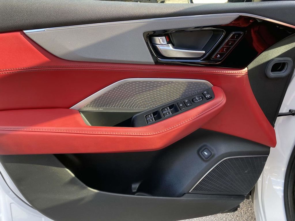 Used 2023 Acura MDX A-Spec image 12