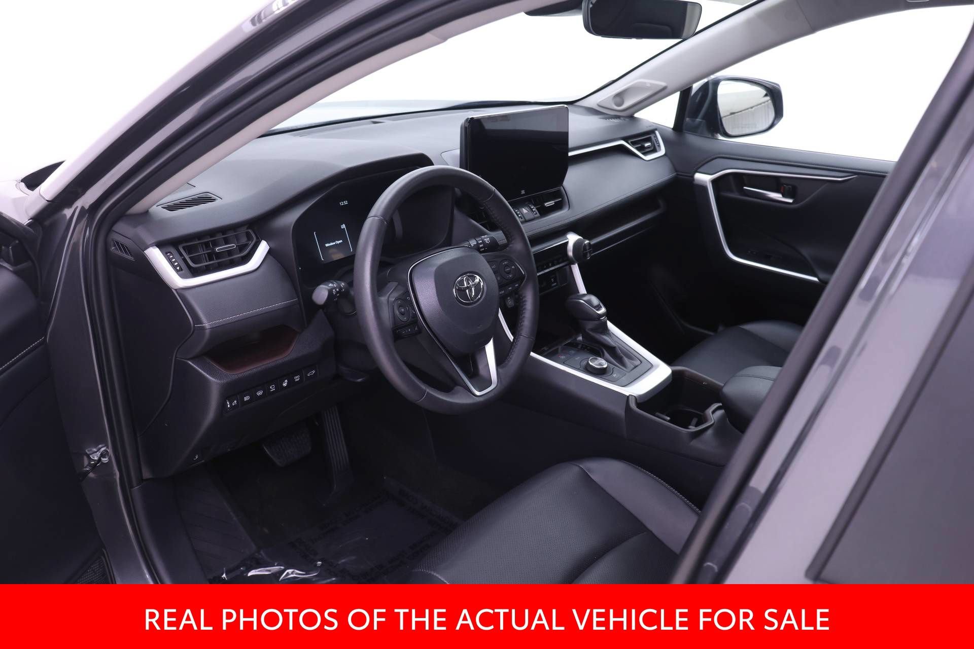 Certified 2024 Toyota RAV4 Limited w/ Advanced Technology Package AWD/4WD image 3