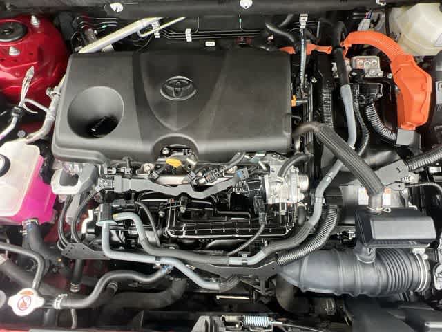 Used 2024 Toyota RAV4 XLE w/ Convenience Package image 10