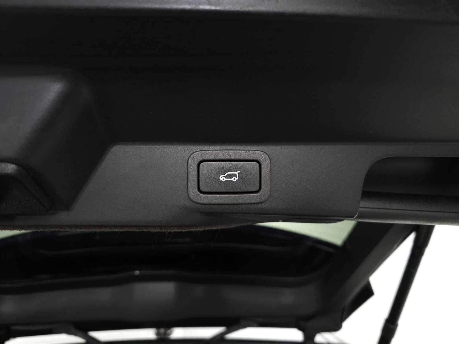 Used 2016 Land Rover Range Rover Sport HSE image 8