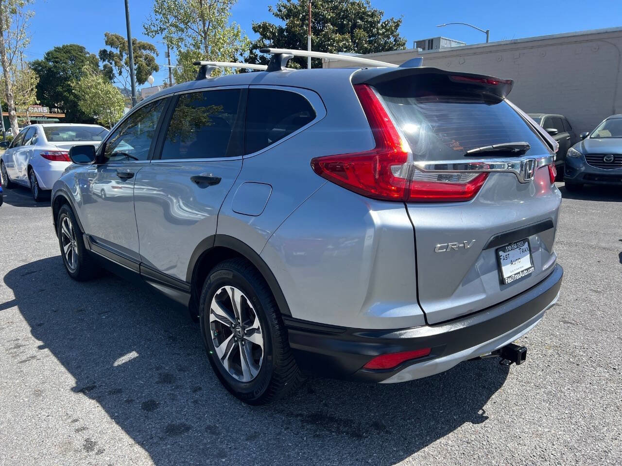 Used 2017 Honda CR-V LX image 3