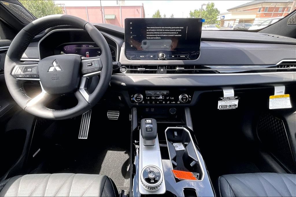 New 2026 Mitsubishi Outlander SEL Black Edition AWD/4WD image 5