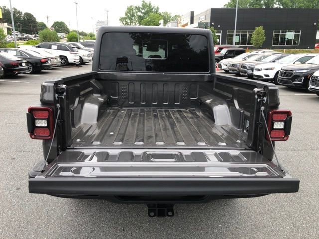 Used 2025 Jeep Gladiator Willys AWD/4WD image 15