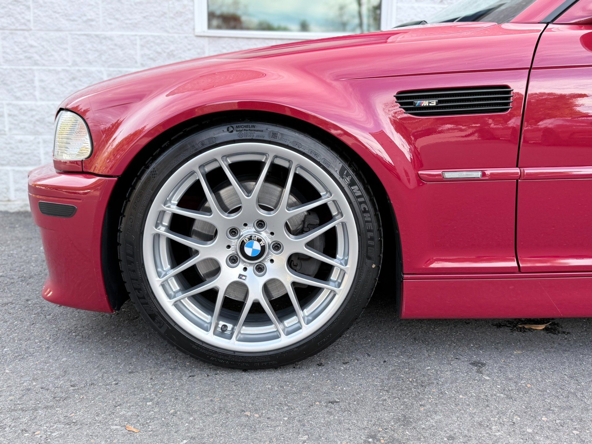 Used 2005 BMW M3 Coupe RWD image 40