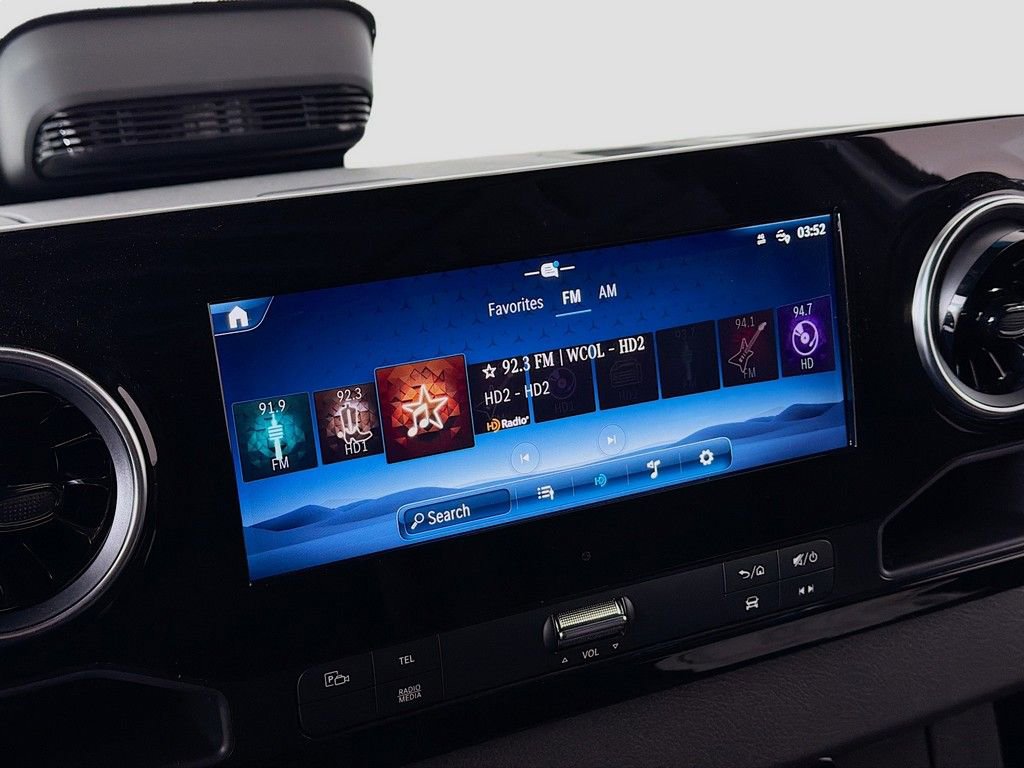 Used 2025 Mercedes-Benz Sprinter 2500 image 30