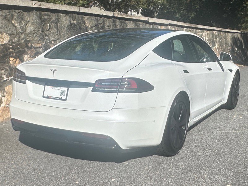 Used 2022 Tesla Model S AWD image 11