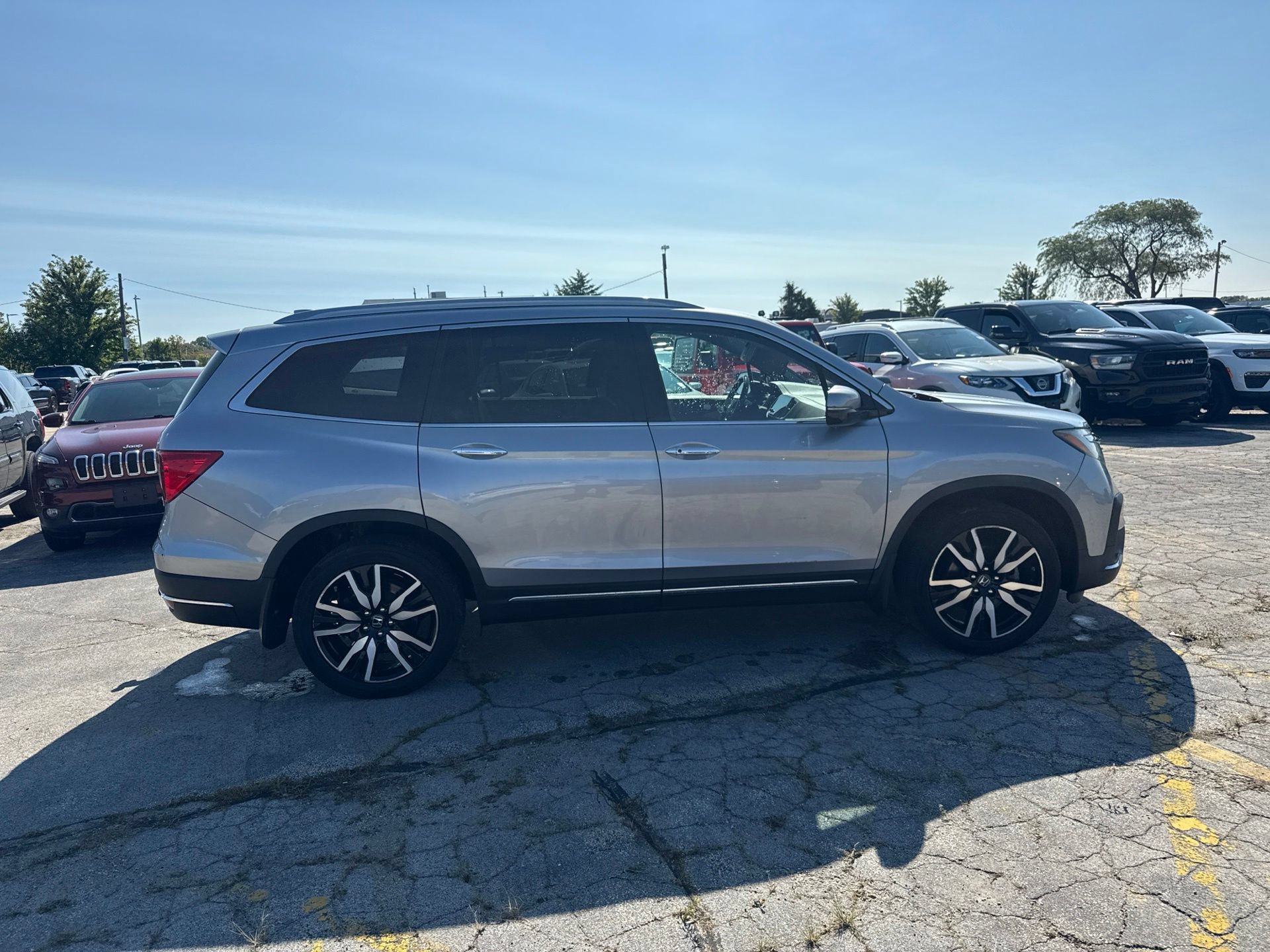Used 2019 Honda Pilot Touring image 4