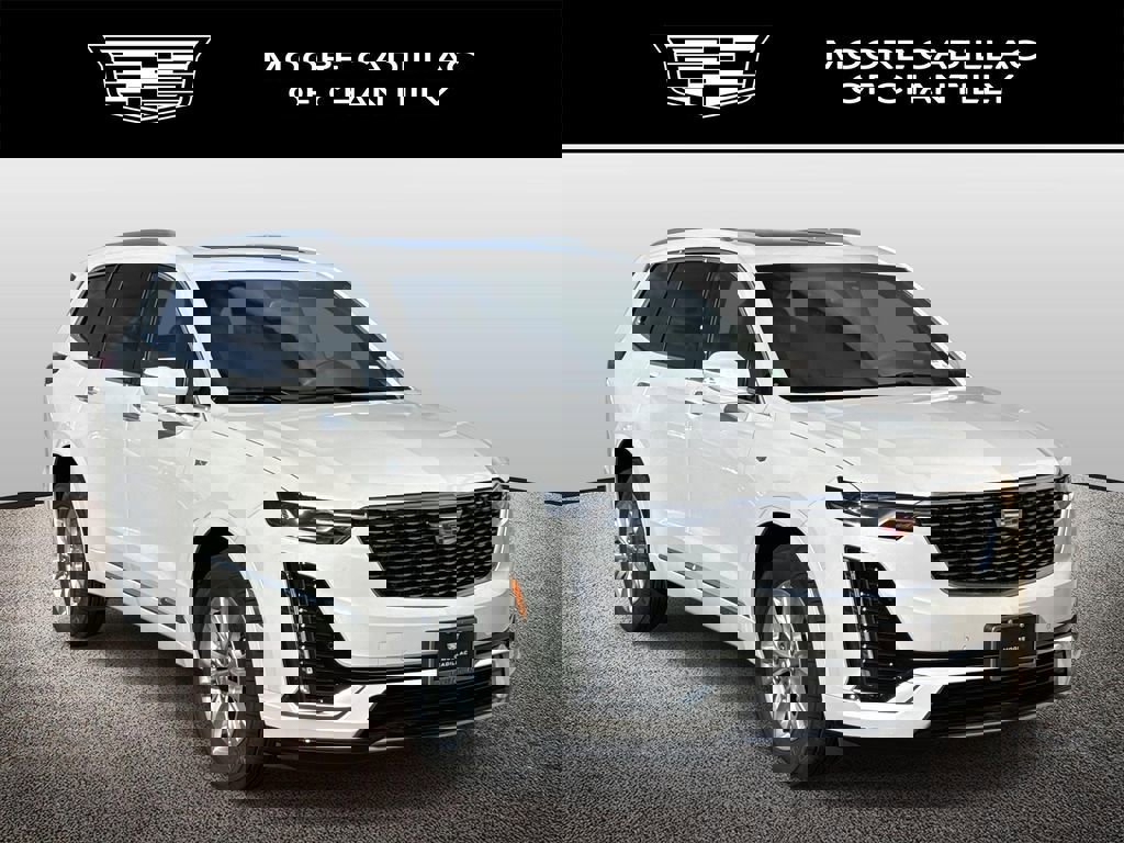 New 2025 Cadillac XT6 Luxury FWD image 1