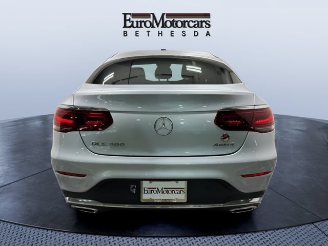 Used 2022 Mercedes-Benz GLC 300 4MATIC Coupe image 4