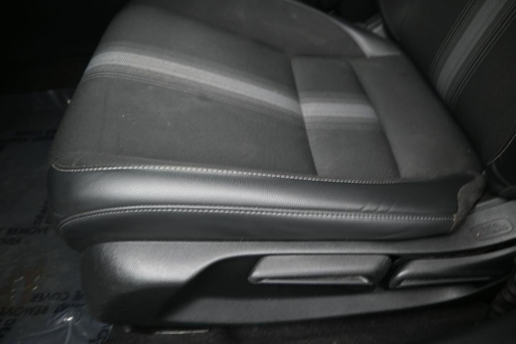 Used 2022 Honda Civic Sport image 12