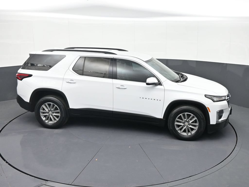 Used 2023 Chevrolet Traverse LT w/ Rear Camera Mirror Package AWD/4WD image 28