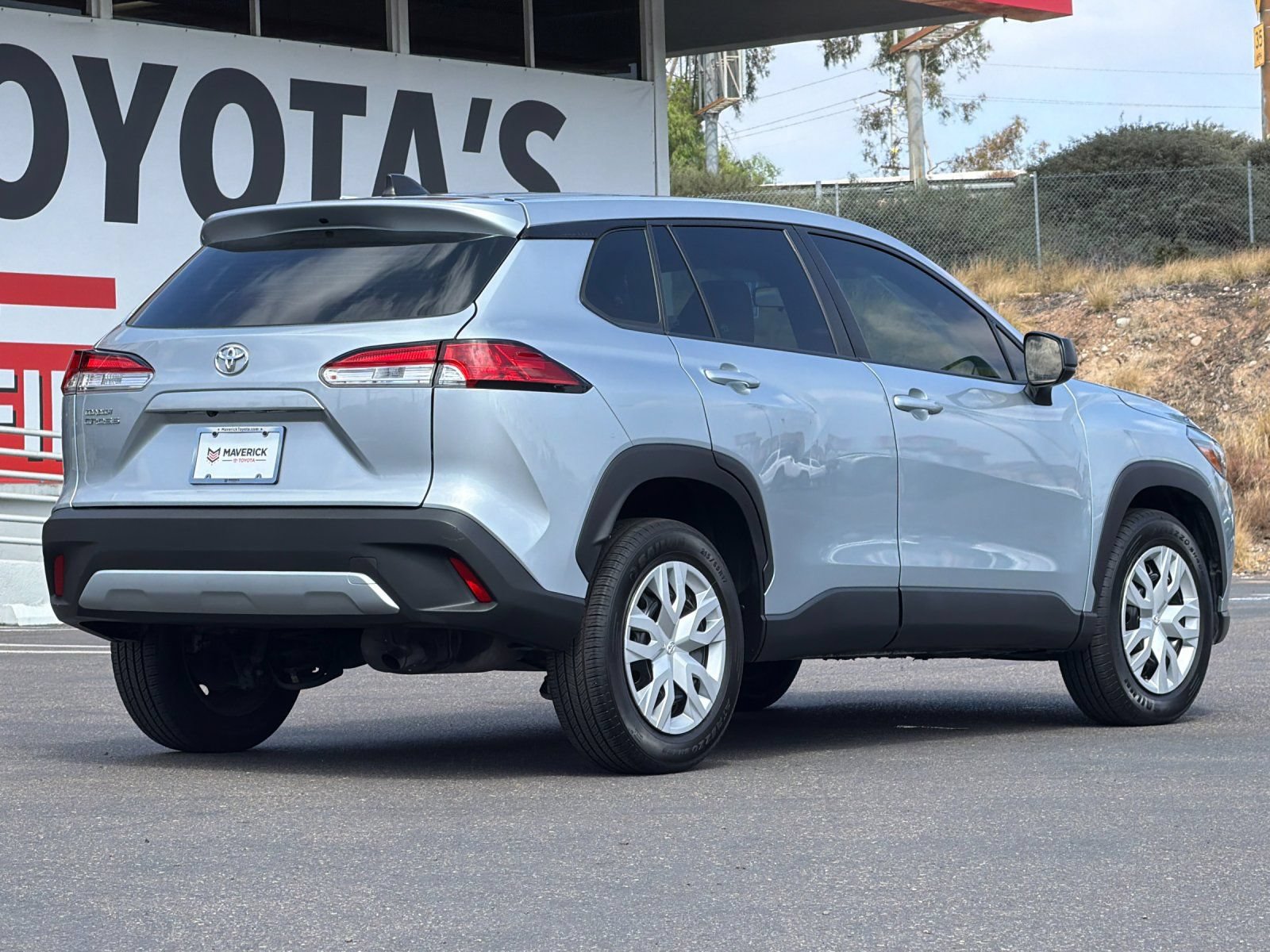 Used 2022 Toyota Corolla Cross L FWD image 5