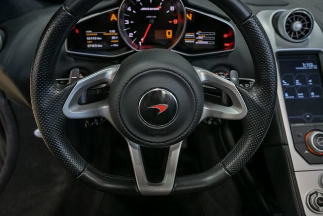 Used 2013 McLaren MP4-12C Spider RWD image 28