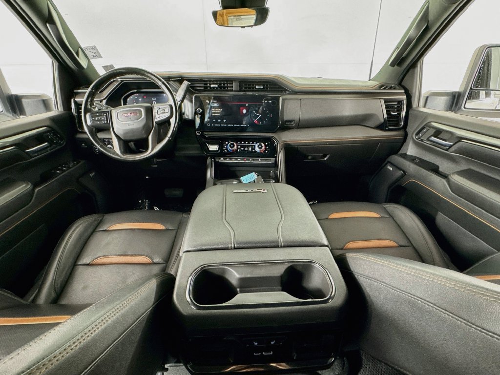 Used 2024 GMC Sierra 2500 AT4 w/ AT4 Premium Plus Package AWD/4WD image 33