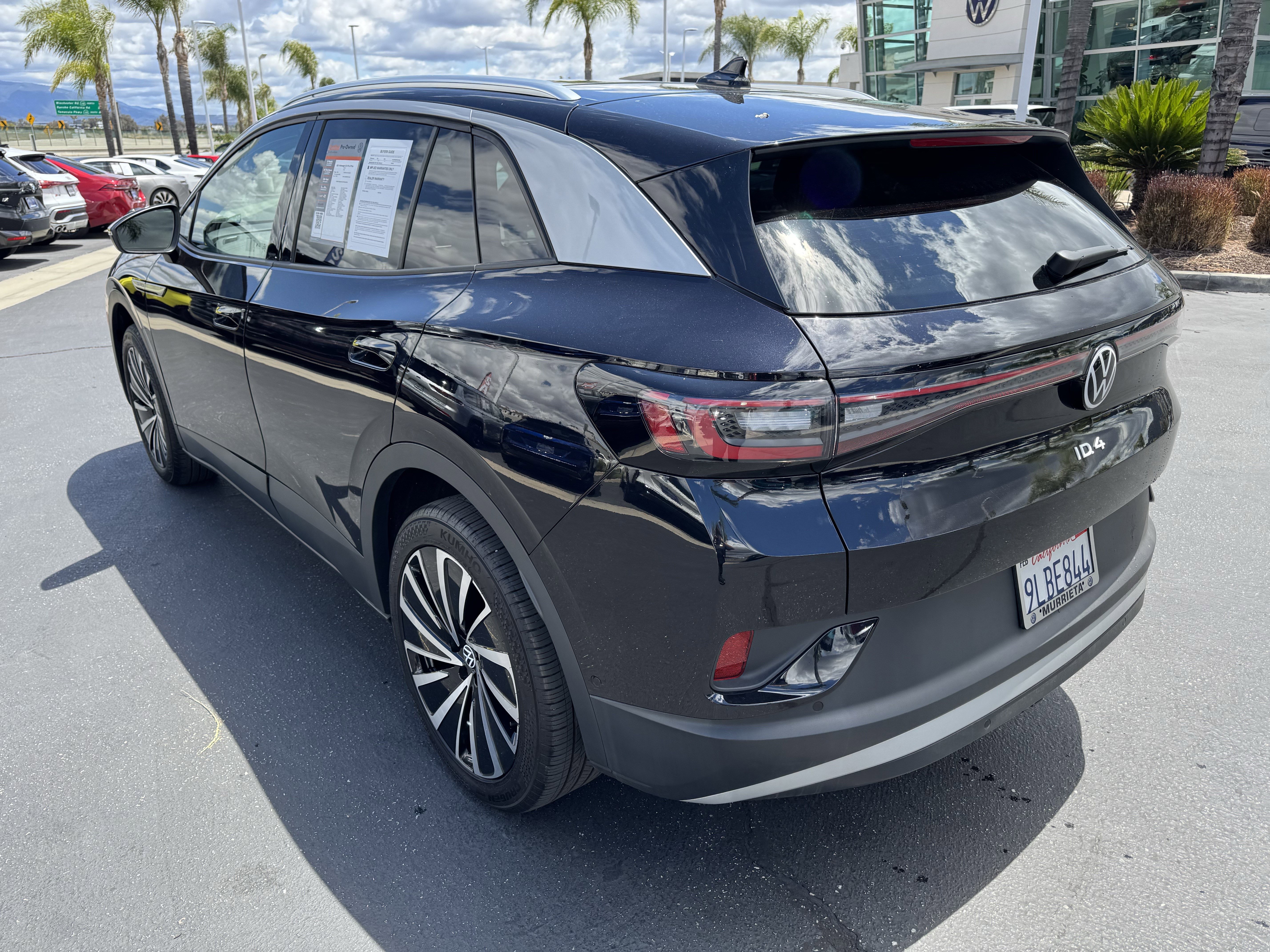 Used 2023 Volkswagen ID.4 Pro S Plus AWD/4WD image 8