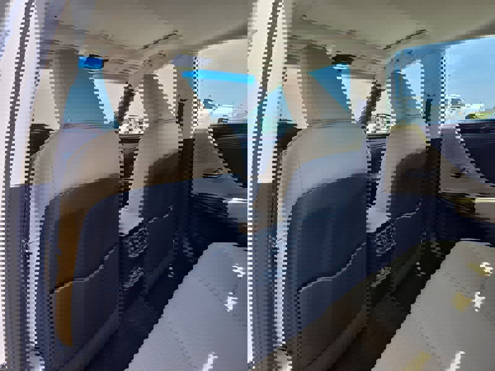 Used 2021 Lexus ES 350 w/ Premium Package image 16