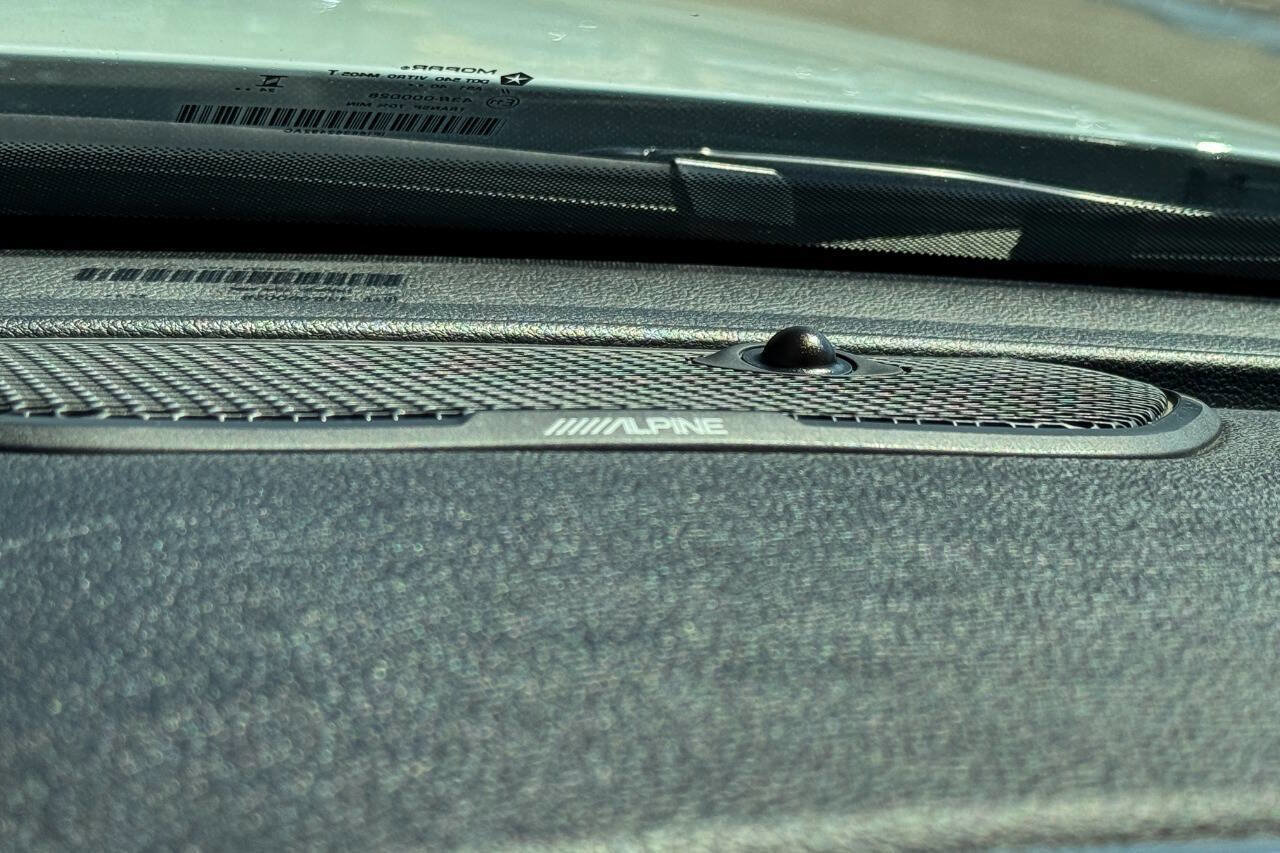 Used 2024 RAM 2500 Laramie w/ Safety Group AWD/4WD image 31