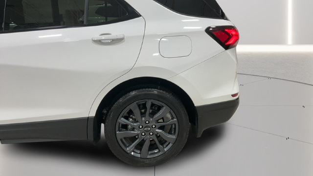 Used 2024 Chevrolet Equinox RS AWD/4WD image 27
