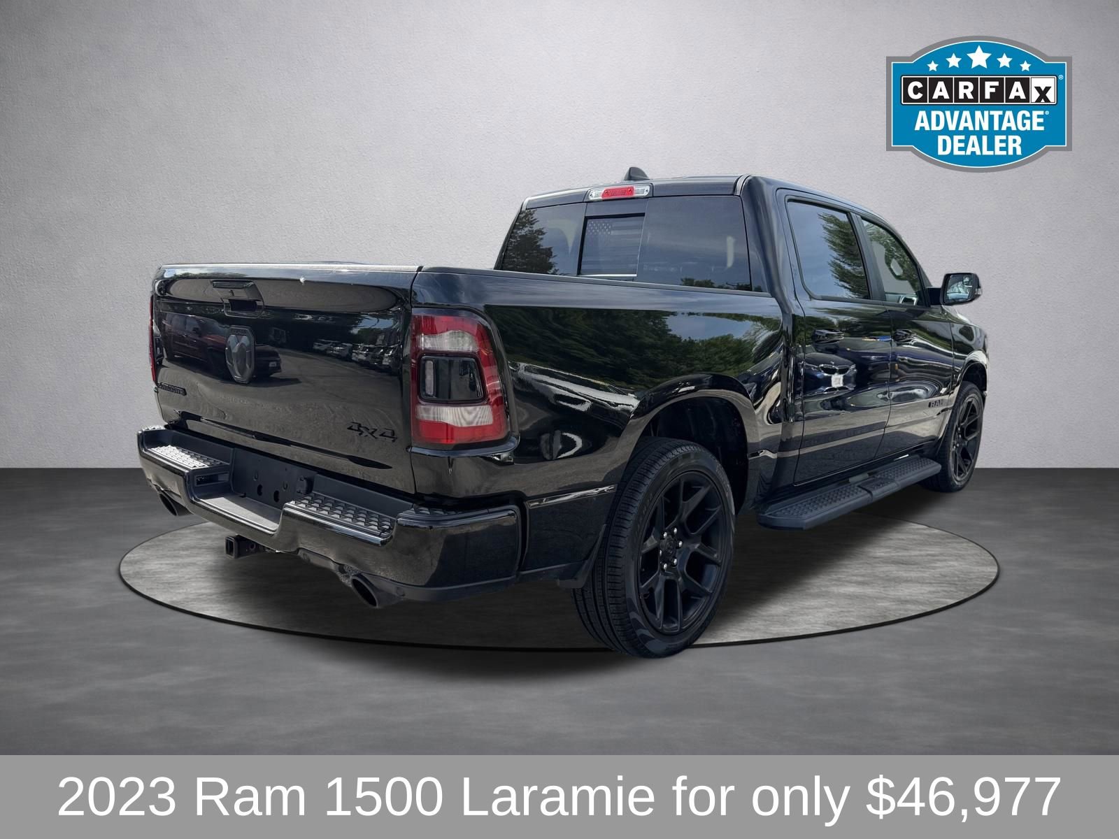 Used 2023 RAM 1500 Laramie AWD/4WD image 3