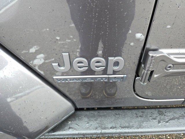 Used 2021 Jeep Wrangler Sport S image 32