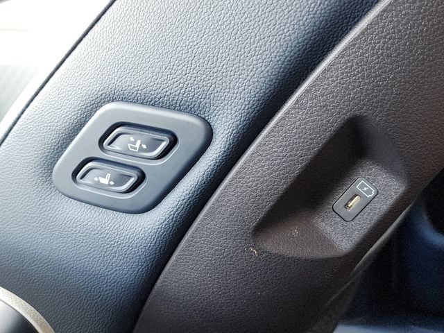 Certified 2025 Kia Carnival SX Prestige FWD image 22