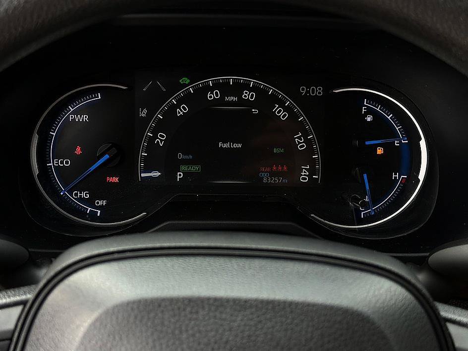 Used 2023 Toyota RAV4 LE AWD/4WD image 12