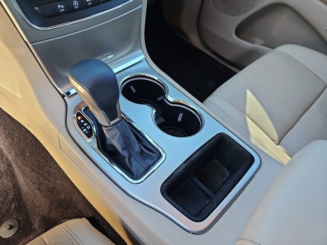 Used 2017 Jeep Grand Cherokee Limited w/ Luxury Group II image 27