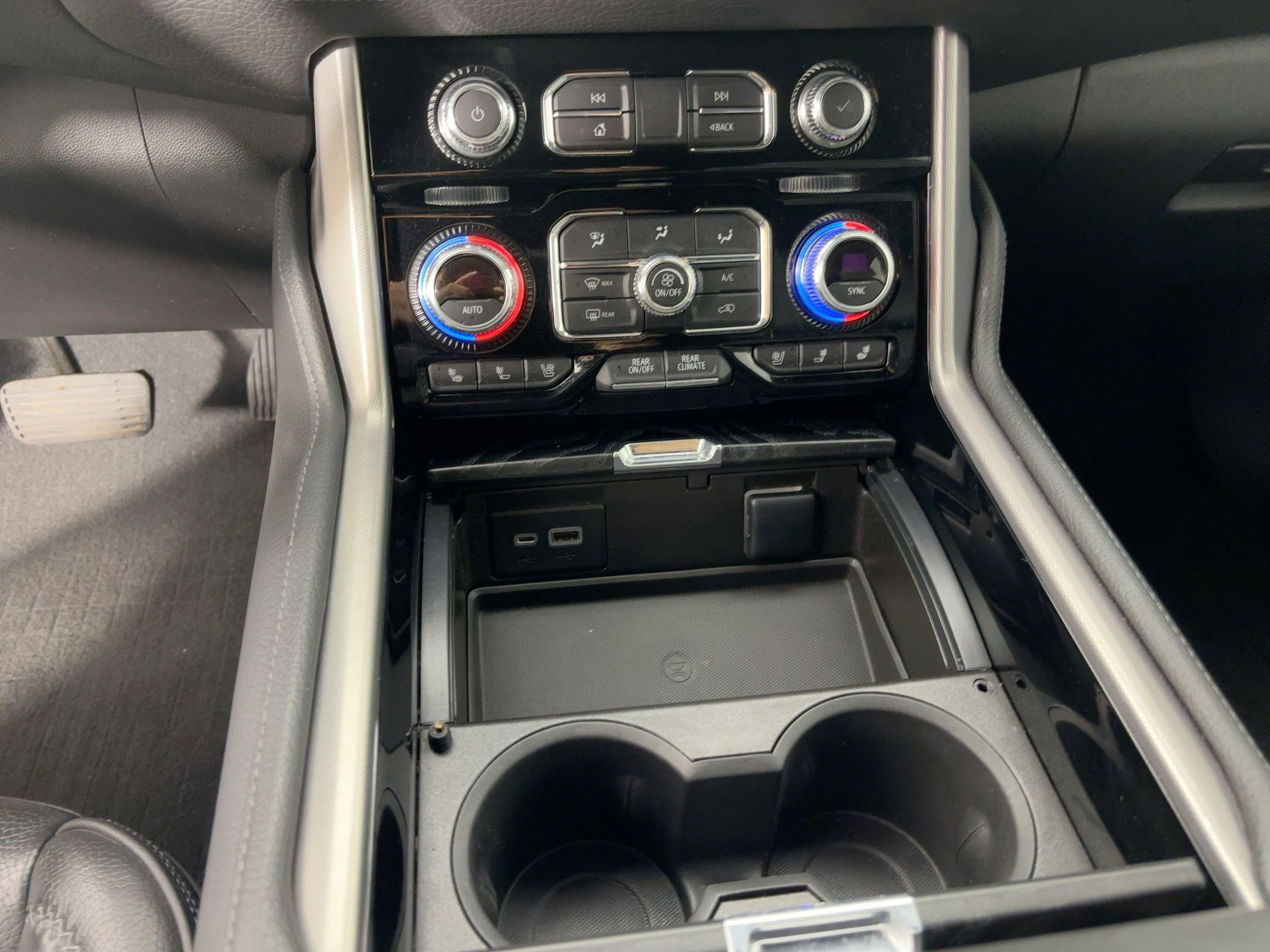 Used 2022 GMC Yukon Denali image 25