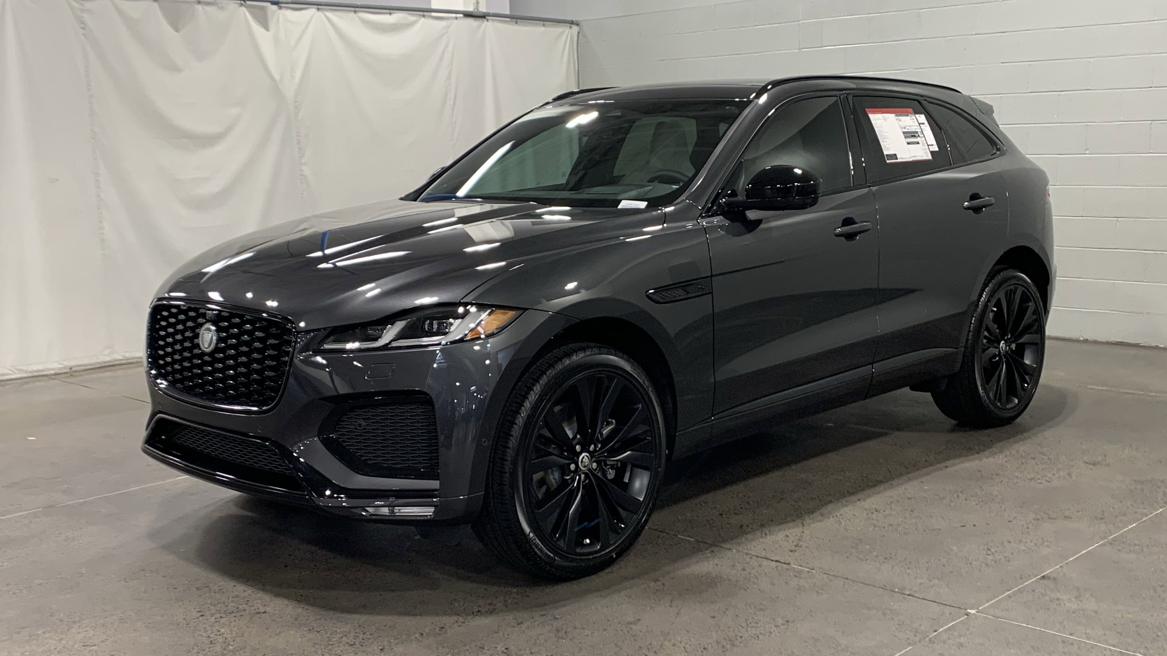 New 2026 Jaguar F-PACE R-Dynamic S image 1