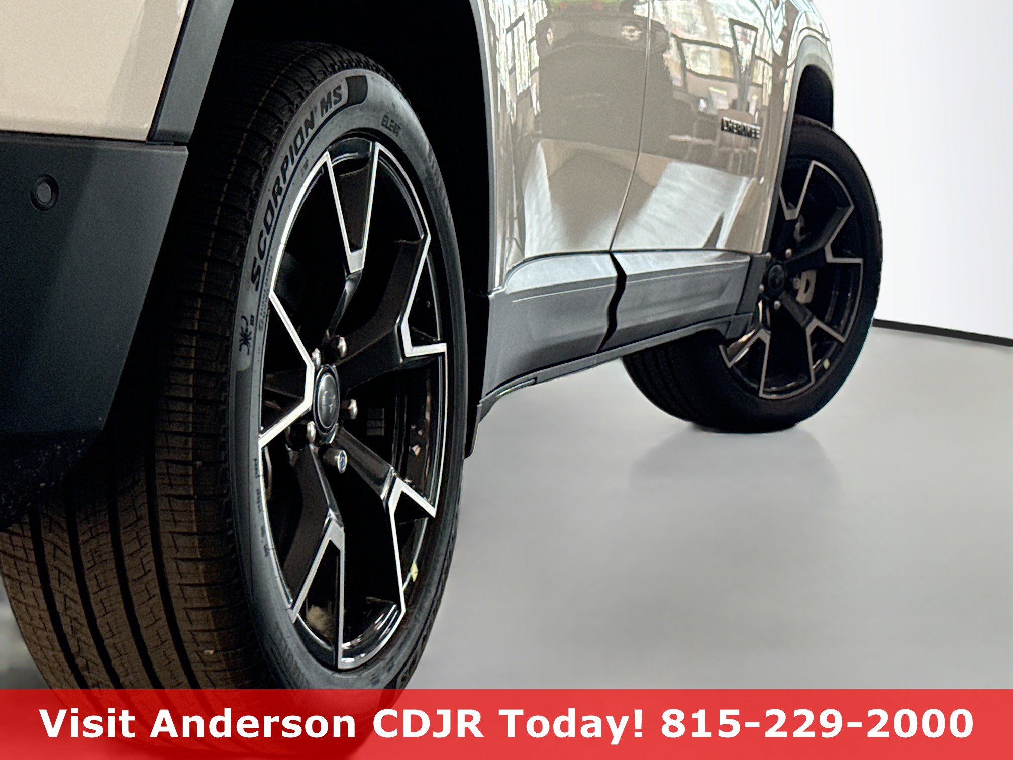 New 2026 Jeep Cherokee Overland w/ Trailer Tow Group image 14