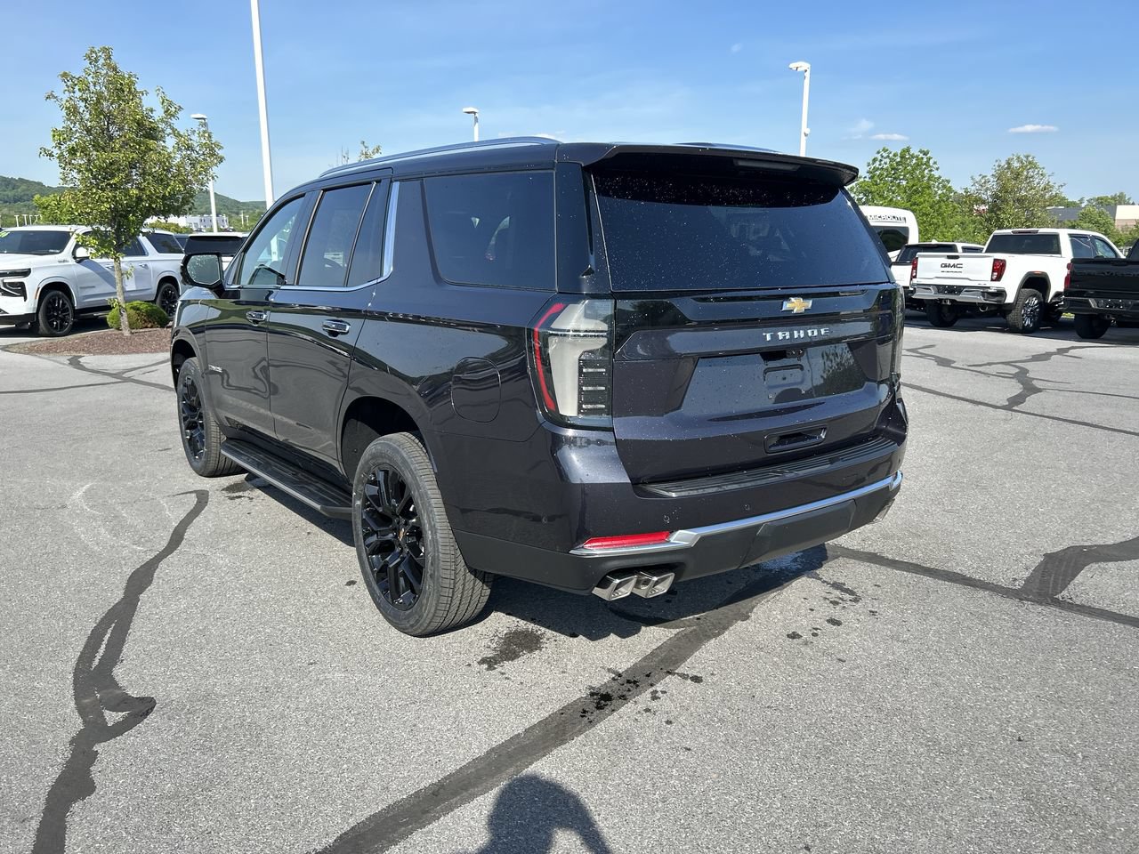New 2026 Chevrolet Tahoe High Country w/ Sun And Tow Package AWD/4WD image 5