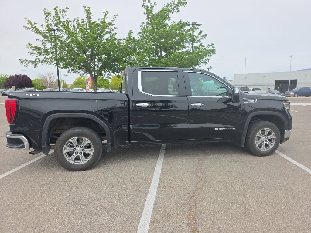 Certified 2025 GMC Sierra 1500 SLT AWD/4WD image 10