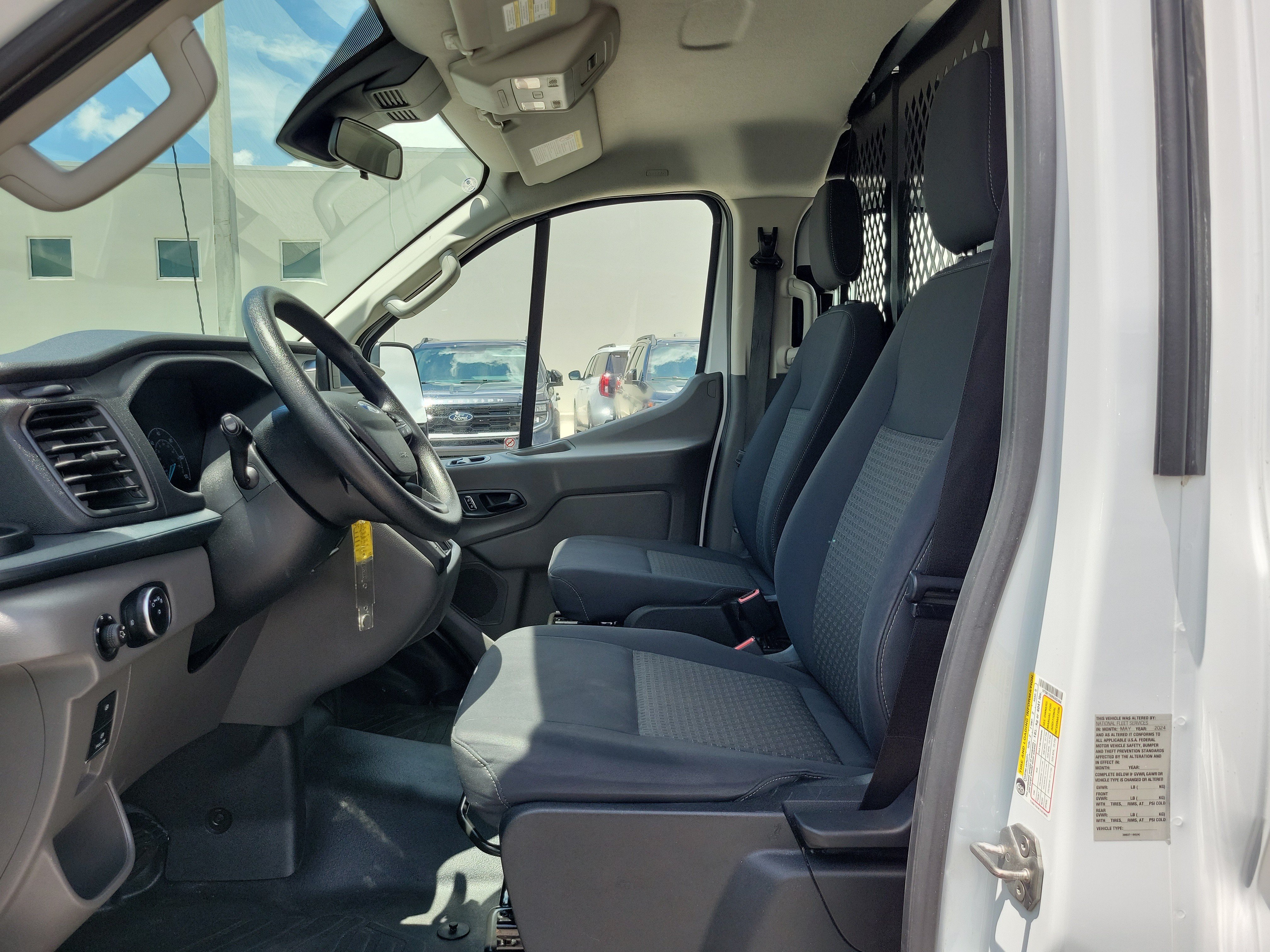 Used 2024 Ford Transit 250 Low Roof w/ Exterior Upgrade Package RWD image 11