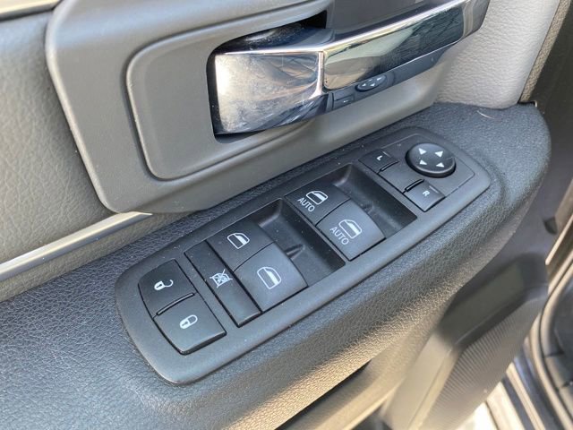 Used 2023 RAM 1500 Classic SLT image 18