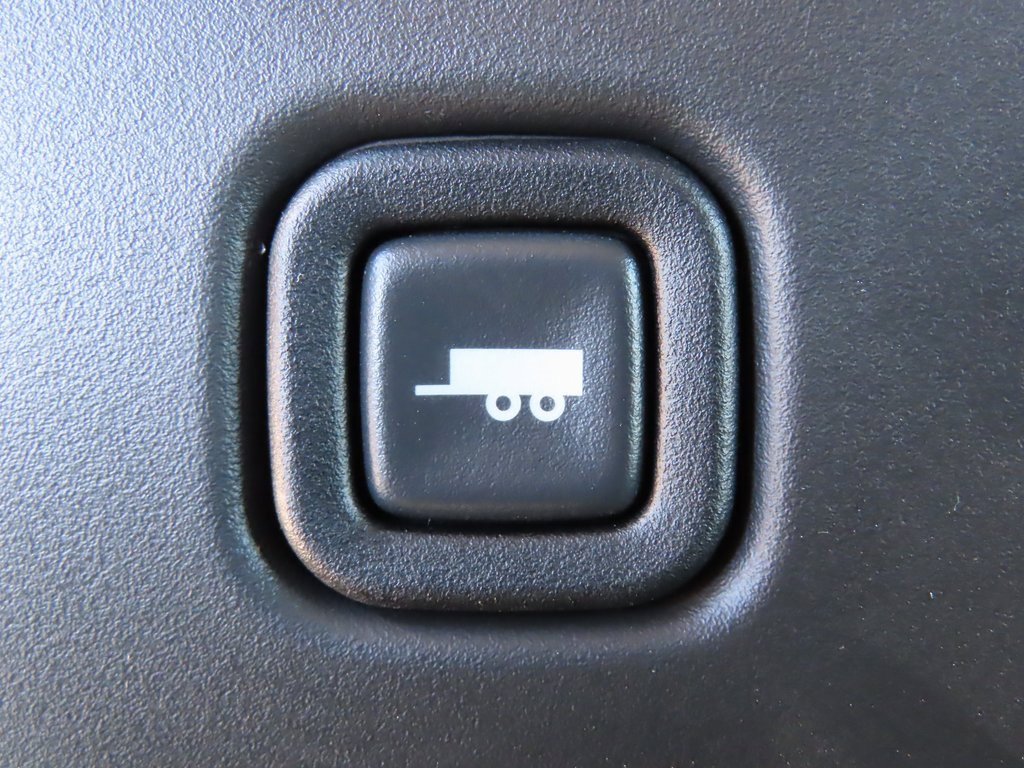 New 2025 Chevrolet Express 2500 w/ Safety Package image 13