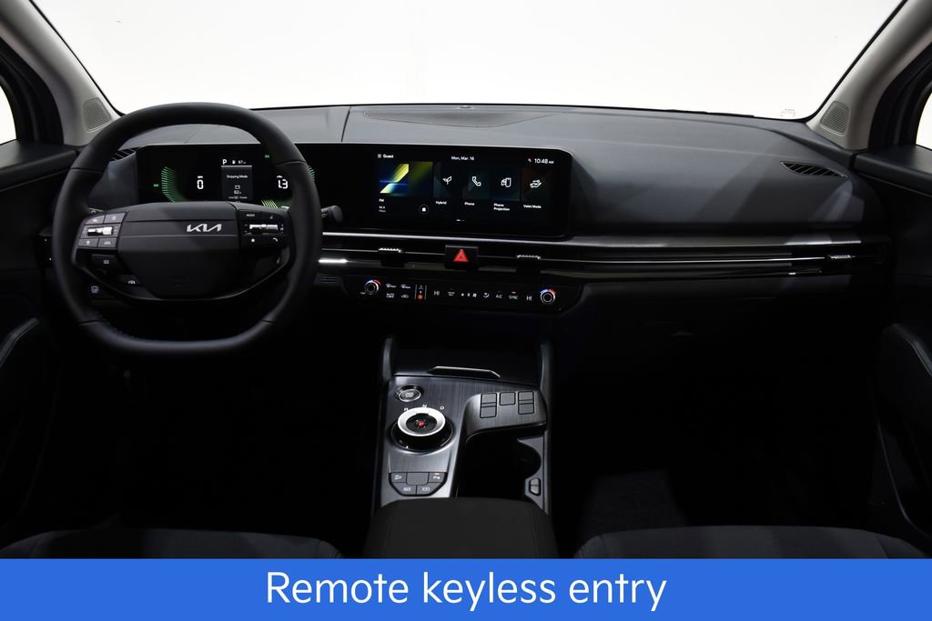 New 2026 Kia Sportage LX image 8