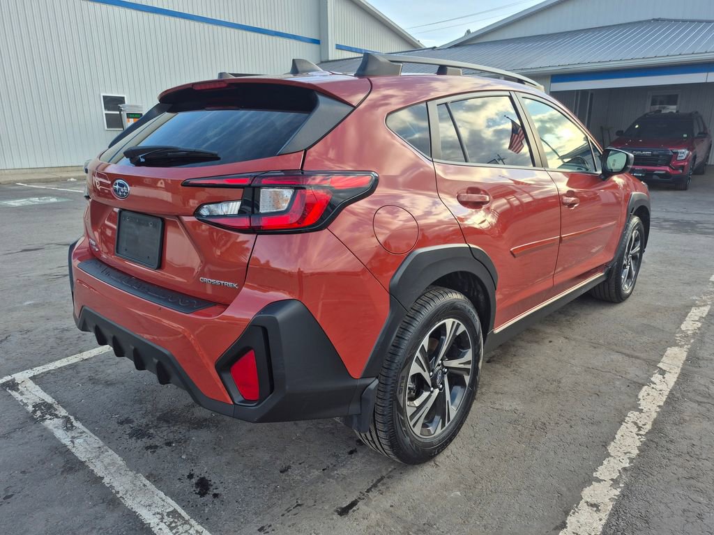Used 2024 Subaru Crosstrek 2.0i Premium image 5