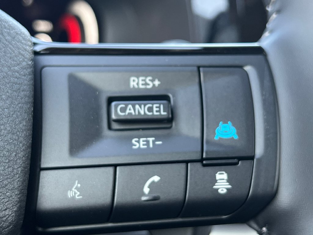 New 2026 Nissan Pathfinder Platinum FWD image 13