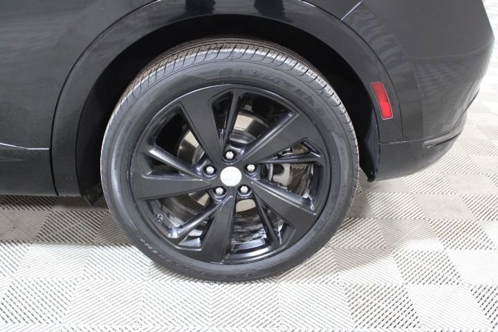 Used 2021 Buick Envision Essence w/ Sport Touring Package image 42